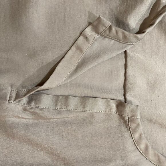 BCBG Max Azria Taupe High-Low Blouse Women’s Small - Picture 6 of 6